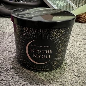 Bath & Body Works: Into The Night Candle